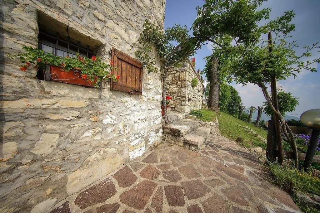 Callort Adrara San Rocco Bed & Breakfast