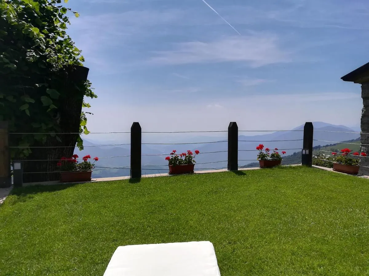 Bed & Breakfast Callort Adrara San Rocco Italia
